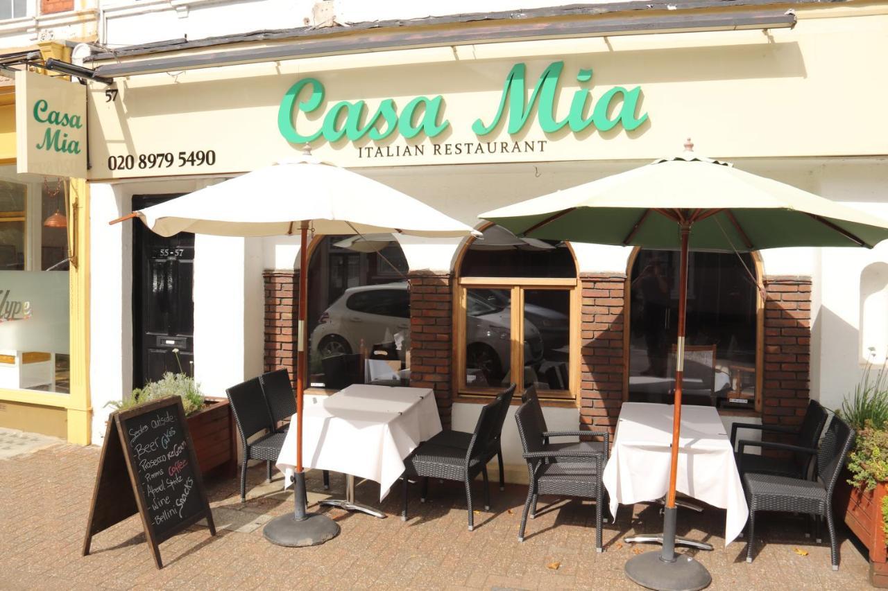 Hampton Court - The Kings Rest Appartamento Molesey Esterno foto