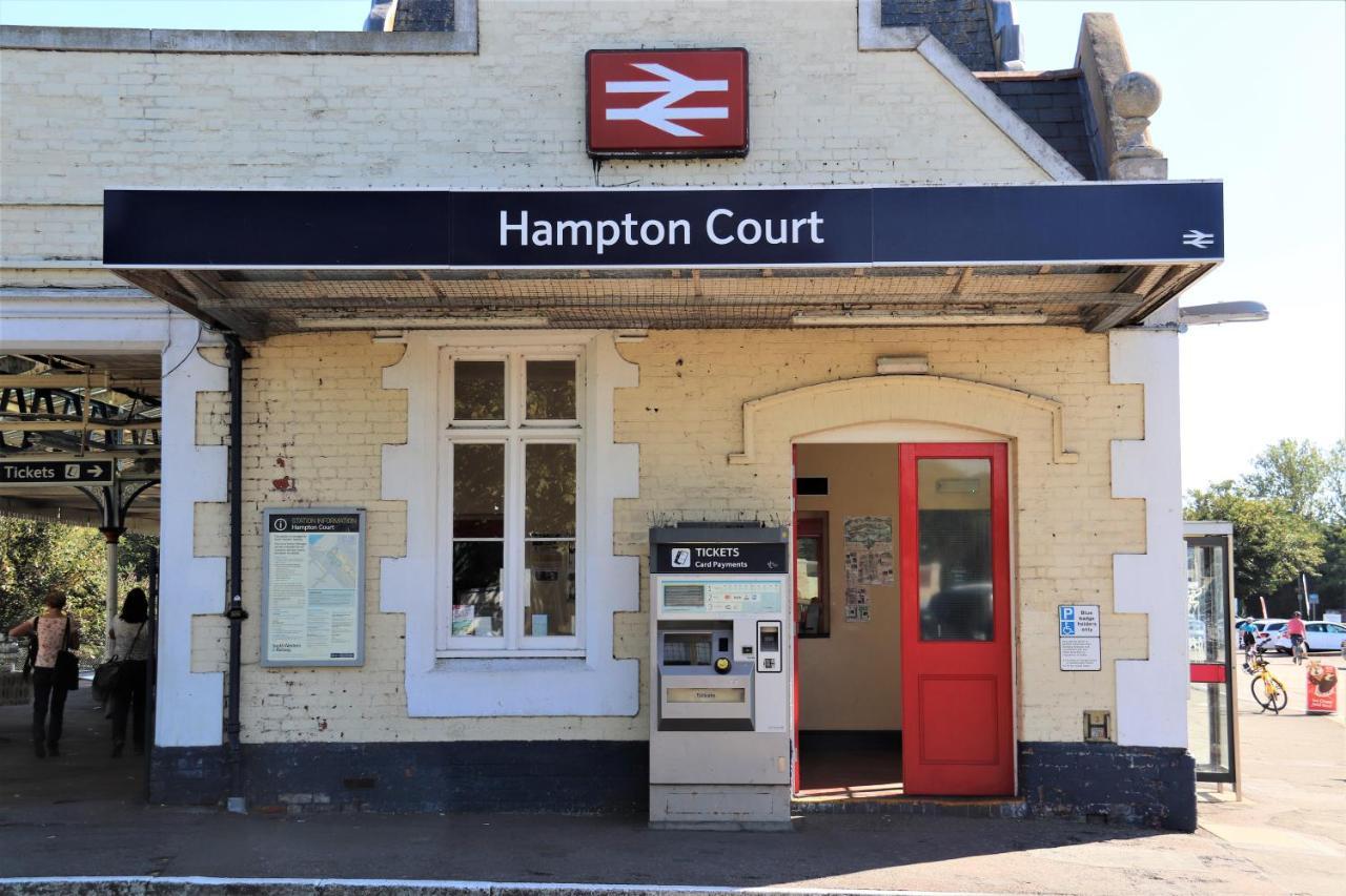 Hampton Court - The Kings Rest Appartamento Molesey Esterno foto