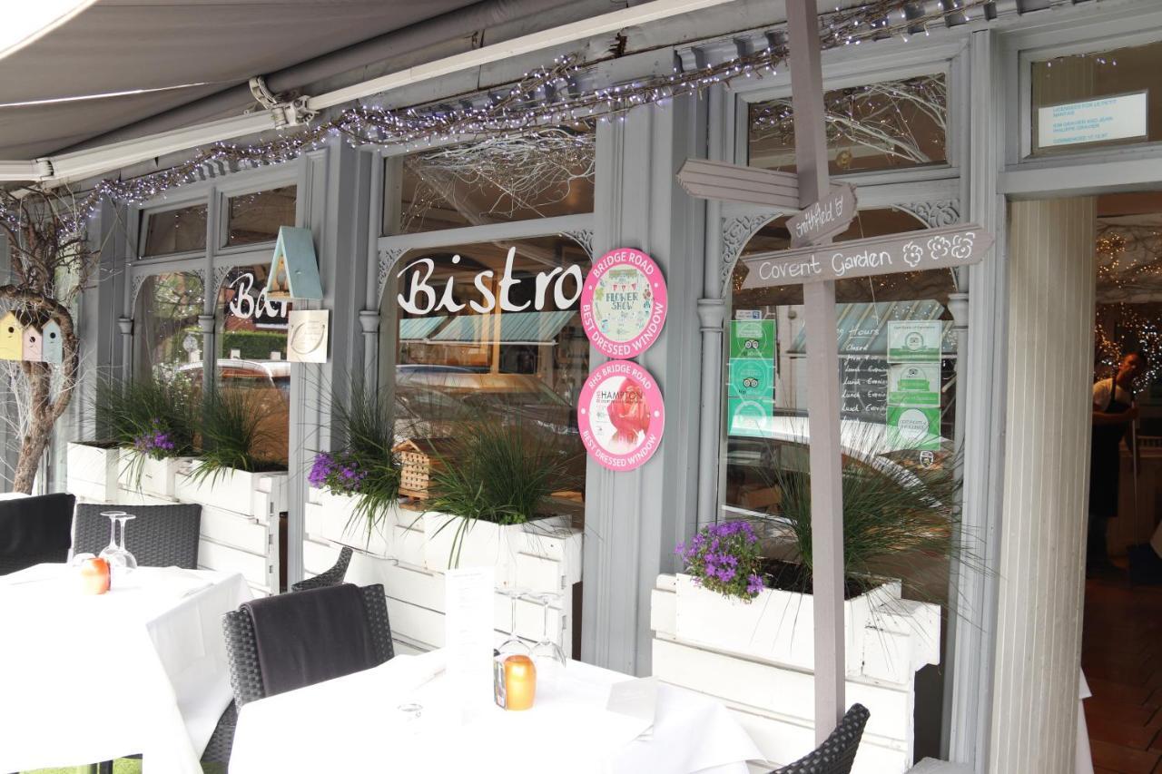 Hampton Court - The Kings Rest Appartamento Molesey Esterno foto