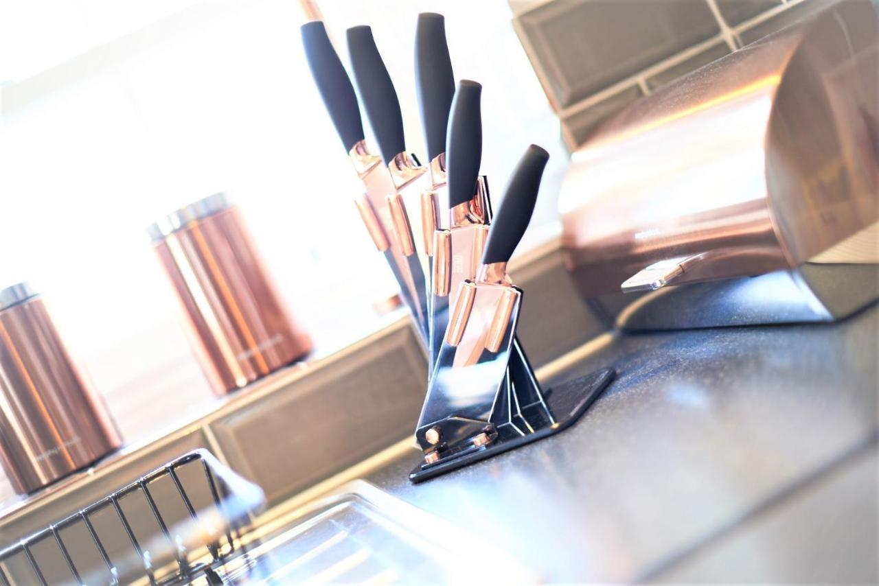 Hampton Court - The Kings Rest Appartamento Molesey Esterno foto